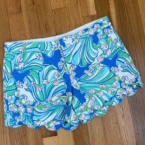 Lilly Pulitzer Buttercup scalloped hem shorts
